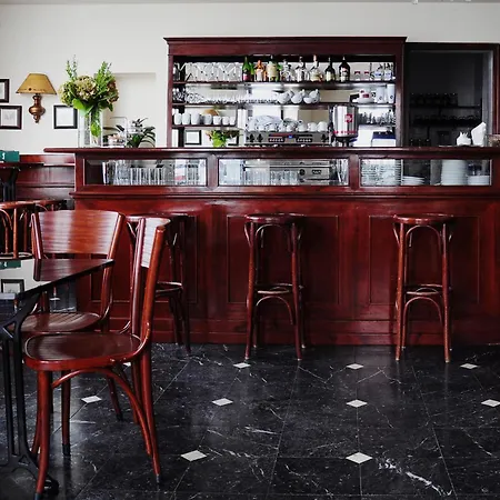 Ξενοδοχείο Slamic 4*